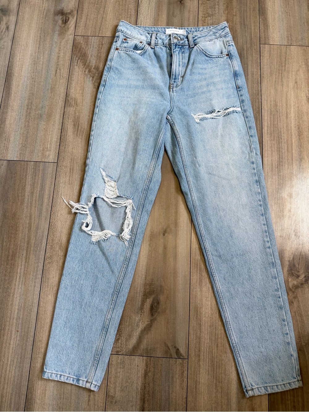 Light Wash Distressed High-Rise Women’s Jeans